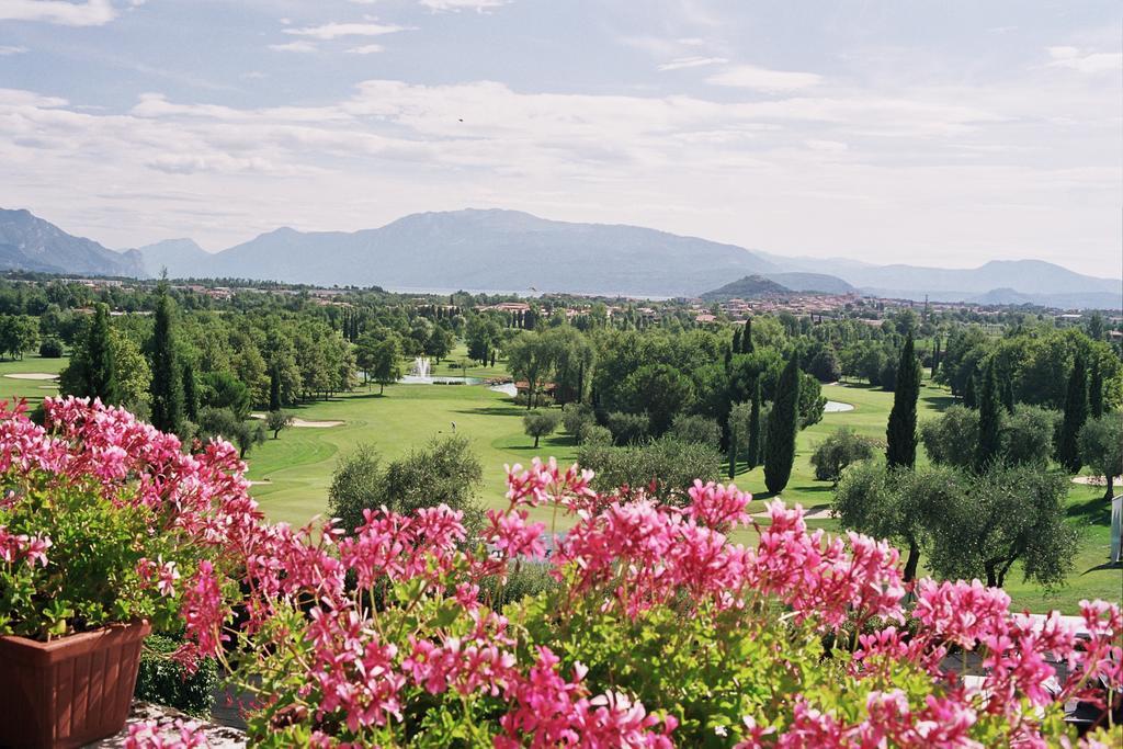 San Rocco Relais Aparthotel Soiano Del Lago Exterior photo